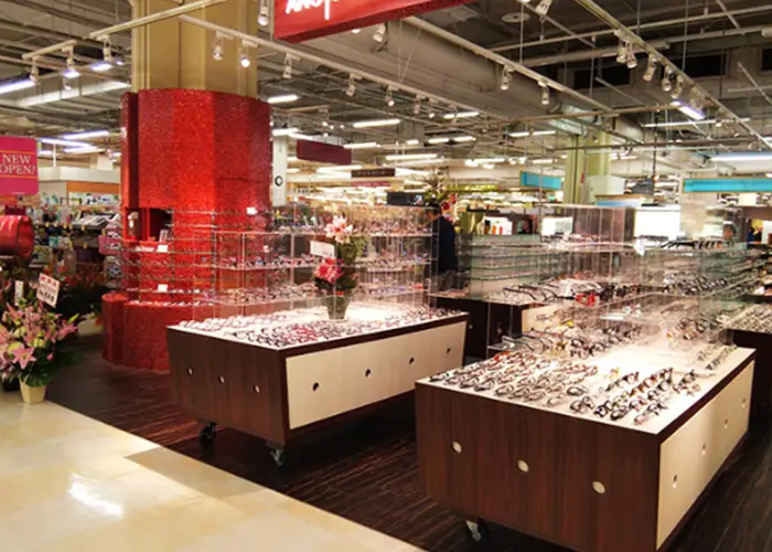 ANOTHER ANGLE イオン上磯店の外観